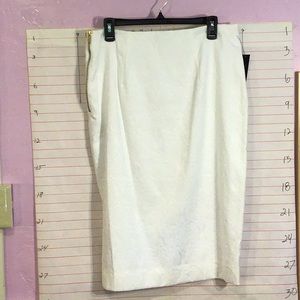 WORTHINGTON  NWT women’s skirt  sz 12  White